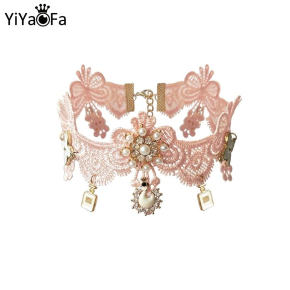 Vintage Lacy Pink Collar