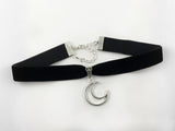  Bewitching Crescent Moon Collar 