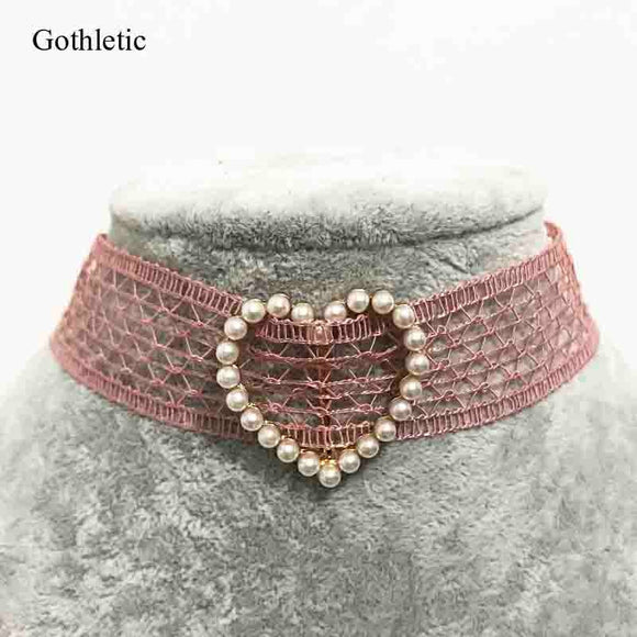 Trendy Pink Heart Collar